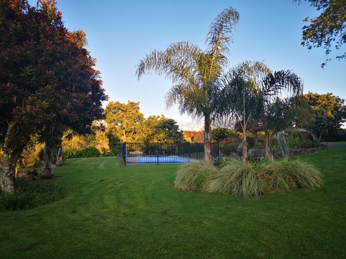 River Side Lodge Whakamarama Buitenkant foto