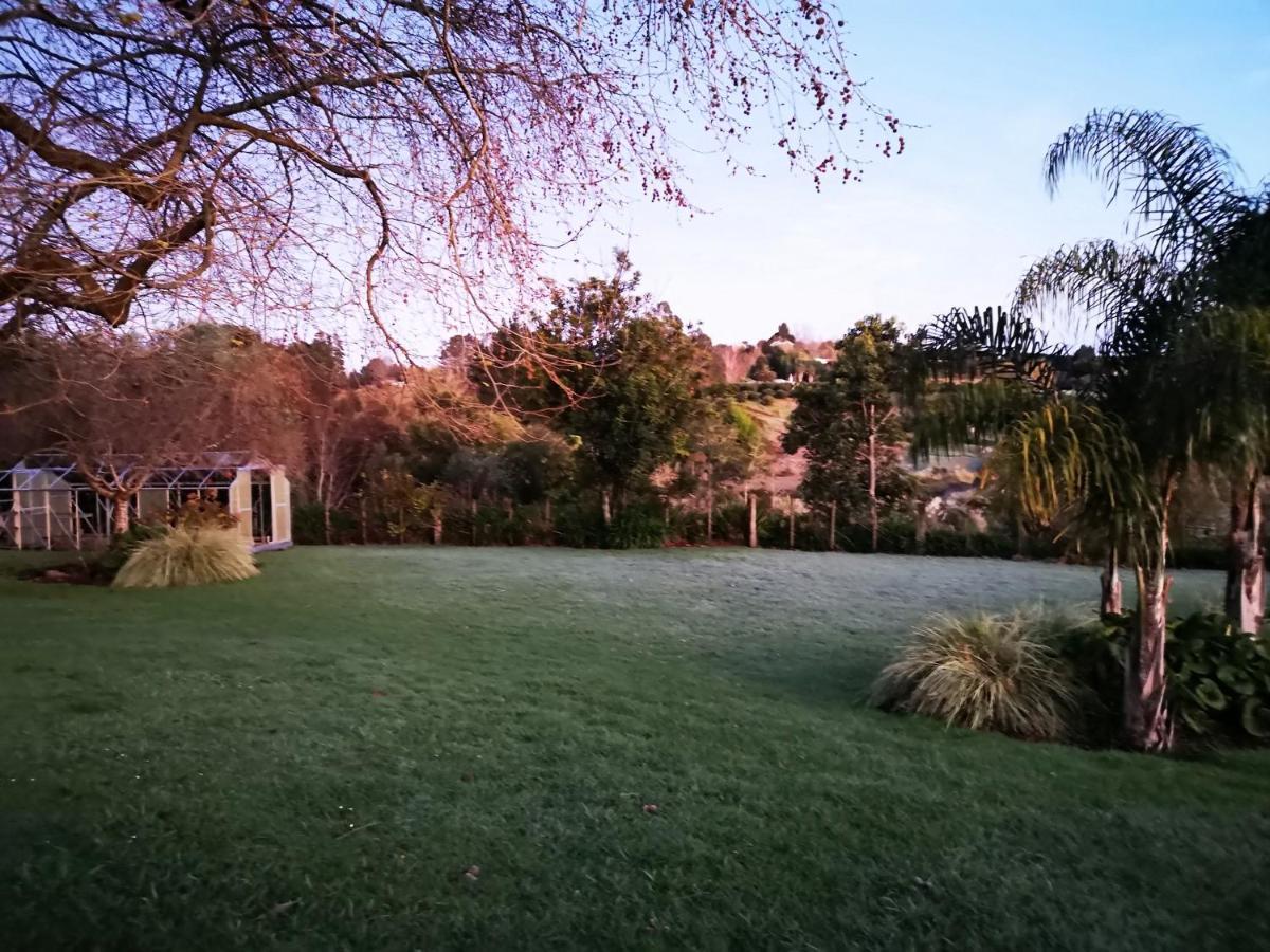 River Side Lodge Whakamarama Buitenkant foto